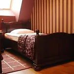 Krysztalowy Palacyk Kro *