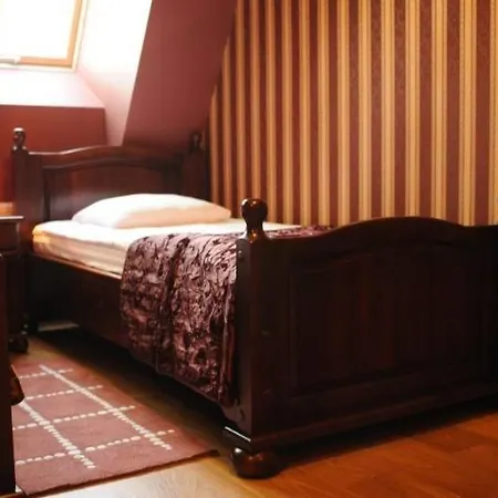 Kryształowy Pałacyk Zajazd *