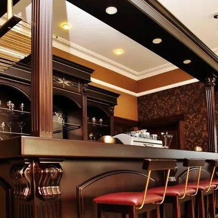 Kryształowy Pałacyk Kozienice