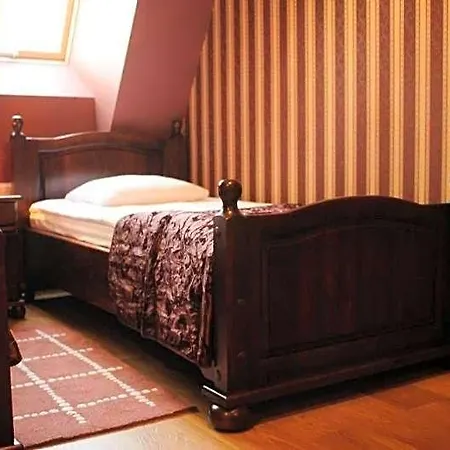 Inn Krysztalowy Palacyk